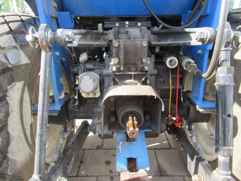 Tractor New Holland TC21D 4WD 4x4 Cabine Verwarming: afbeelding 8