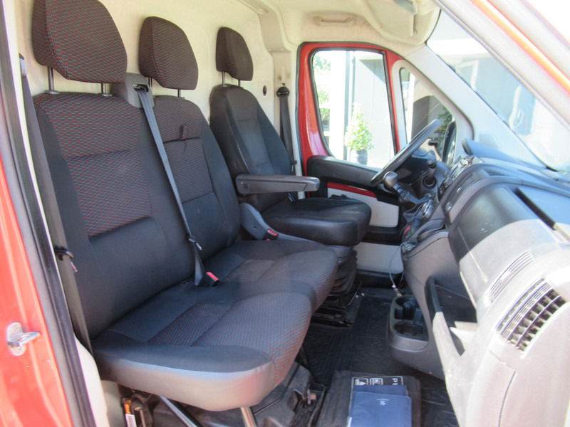 Kleine bestelwagen Peugeot Boxer 330 2.0 HDI 81KW L1H2 Pro AIRCO - Klima: afbeelding 9 Kleine bestelwagen Peugeot Boxer 330 2.0 HDI 81KW L1H2 Pro AIRCO - Klima: afbeelding 9