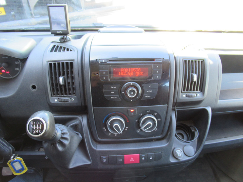 Kleine bestelwagen, Bestelwagen met dubbele cabine Peugeot Boxer 330 2.2 HDI 96KW L1H P+ DOKA Dubbelcabine AIRCO: afbeelding 10 Kleine bestelwagen, Bestelwagen met dubbele cabine Peugeot Boxer 330 2.2 HDI 96KW L1H P+ DOKA Dubbelcabine AIRCO: afbeelding 10