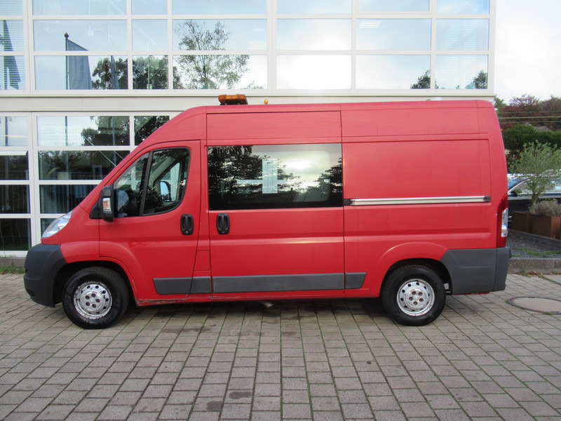 Peugeot Boxer 330 2.2 HDI 96KW L2H2 Dubbelcabine P+ DOKA - Kleine bestelwagen, Bestelwagen met dubbele cabine: afbeelding 4 Peugeot Boxer 330 2.2 HDI 96KW L2H2 Dubbelcabine P+ DOKA - Kleine bestelwagen, Bestelwagen met dubbele cabine: afbeelding 4