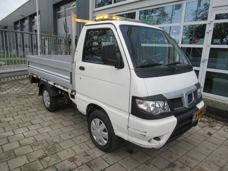 Piaggio Porter 1.3i 46KW Extra PICKUP Bi-Fuel Benzine - CNG - Bestelwagen open laadbak: afbeelding 2 Piaggio Porter 1.3i 46KW Extra PICKUP Bi-Fuel Benzine - CNG - Bestelwagen open laadbak: afbeelding 2