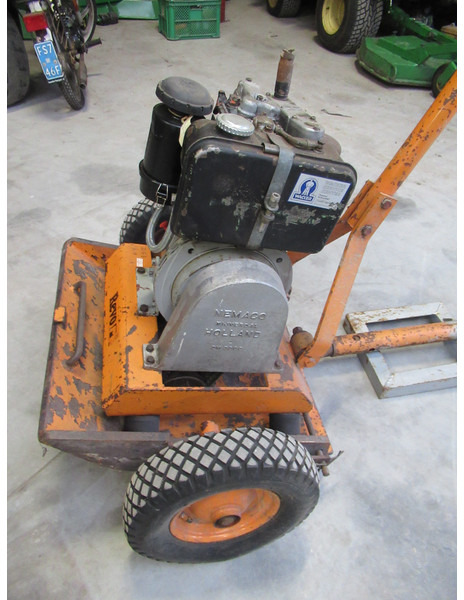 REVO Nemaco DM 3500 Hatz ES75 Diesel trilplaat - Trilplaat: afbeelding 2 REVO Nemaco DM 3500 Hatz ES75 Diesel trilplaat - Trilplaat: afbeelding 2