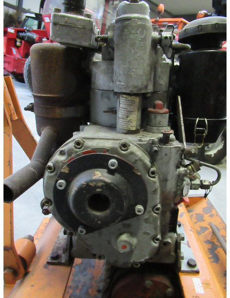 REVO Nemaco DM 3500 Hatz ES75 Diesel trilplaat - Trilplaat: afbeelding 5 REVO Nemaco DM 3500 Hatz ES75 Diesel trilplaat - Trilplaat: afbeelding 5