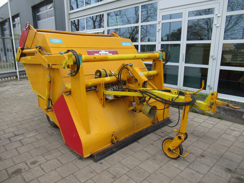 STH HK 1800 Maai / Veeg / Zuigmachine - Tuinfrees: afbeelding 2 STH HK 1800 Maai / Veeg / Zuigmachine - Tuinfrees: afbeelding 2