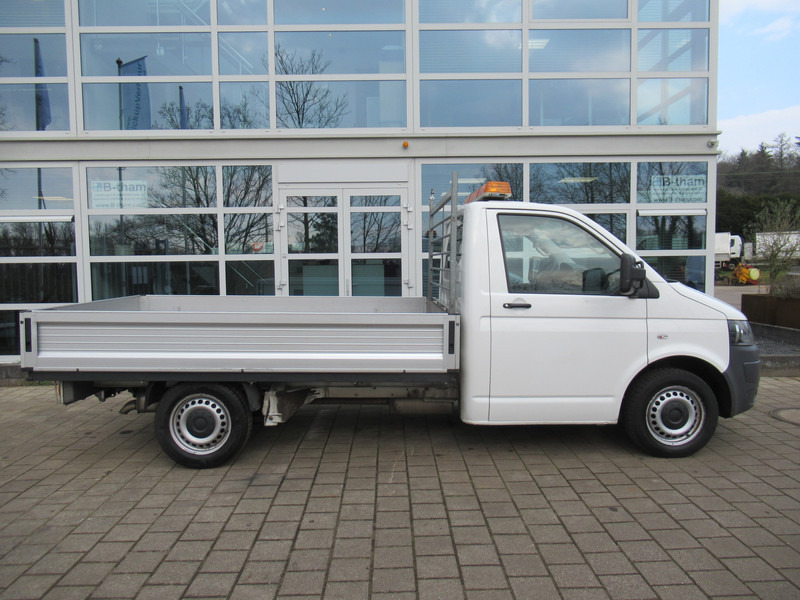 Volkswagen Transporter T5 2.0 TDI 62KW L2H1 Pick-Up Open laadbak - Bestelwagen open laadbak: afbeelding 3 Volkswagen Transporter T5 2.0 TDI 62KW L2H1 Pick-Up Open laadbak - Bestelwagen open laadbak: afbeelding 3
