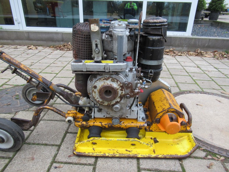 Wacker - Hatz DPS Trilplaat ES 75-2275, 4,1KW - Trilplaat: afbeelding 2 Wacker - Hatz DPS Trilplaat ES 75-2275, 4,1KW - Trilplaat: afbeelding 2