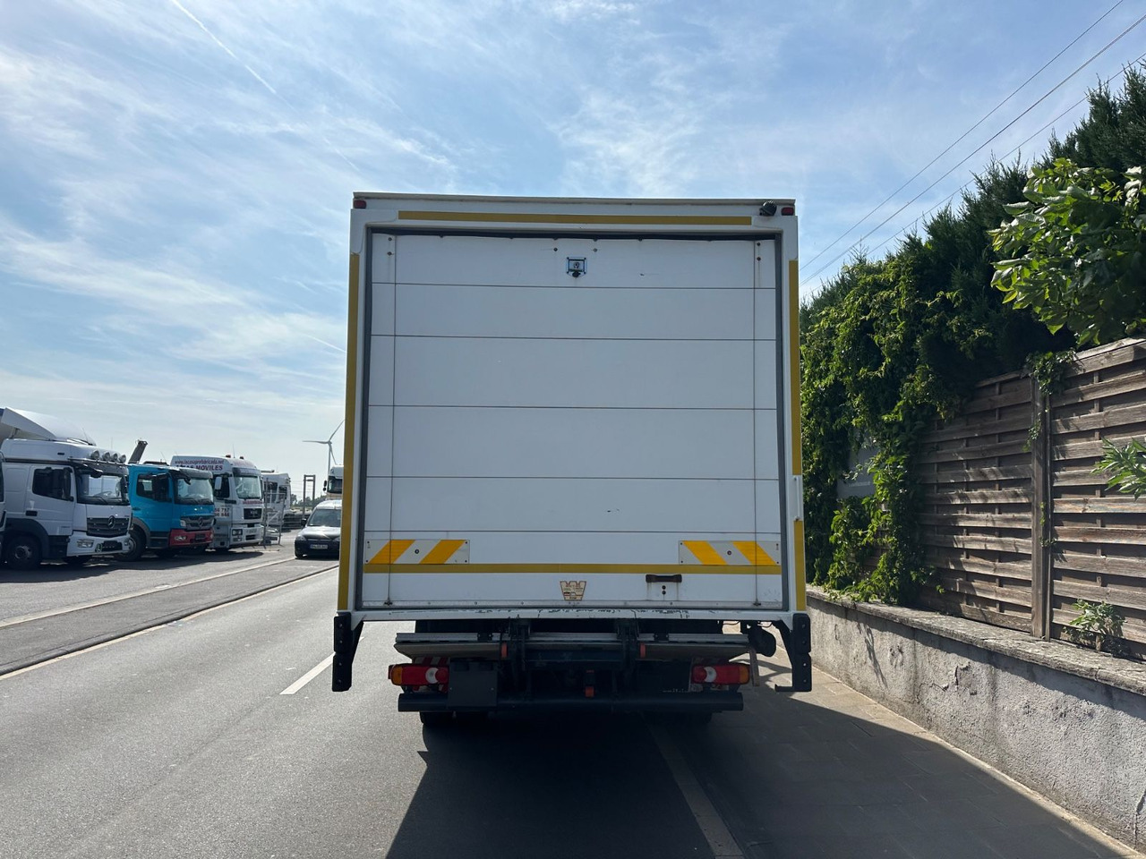 Iveco Eurocargo 75E19/Tüv neu/Koffer/LBW 1000kg/ - Bestelwagen gesloten laadbak: afbeelding 4 Iveco Eurocargo 75E19/Tüv neu/Koffer/LBW 1000kg/ - Bestelwagen gesloten laadbak: afbeelding 4