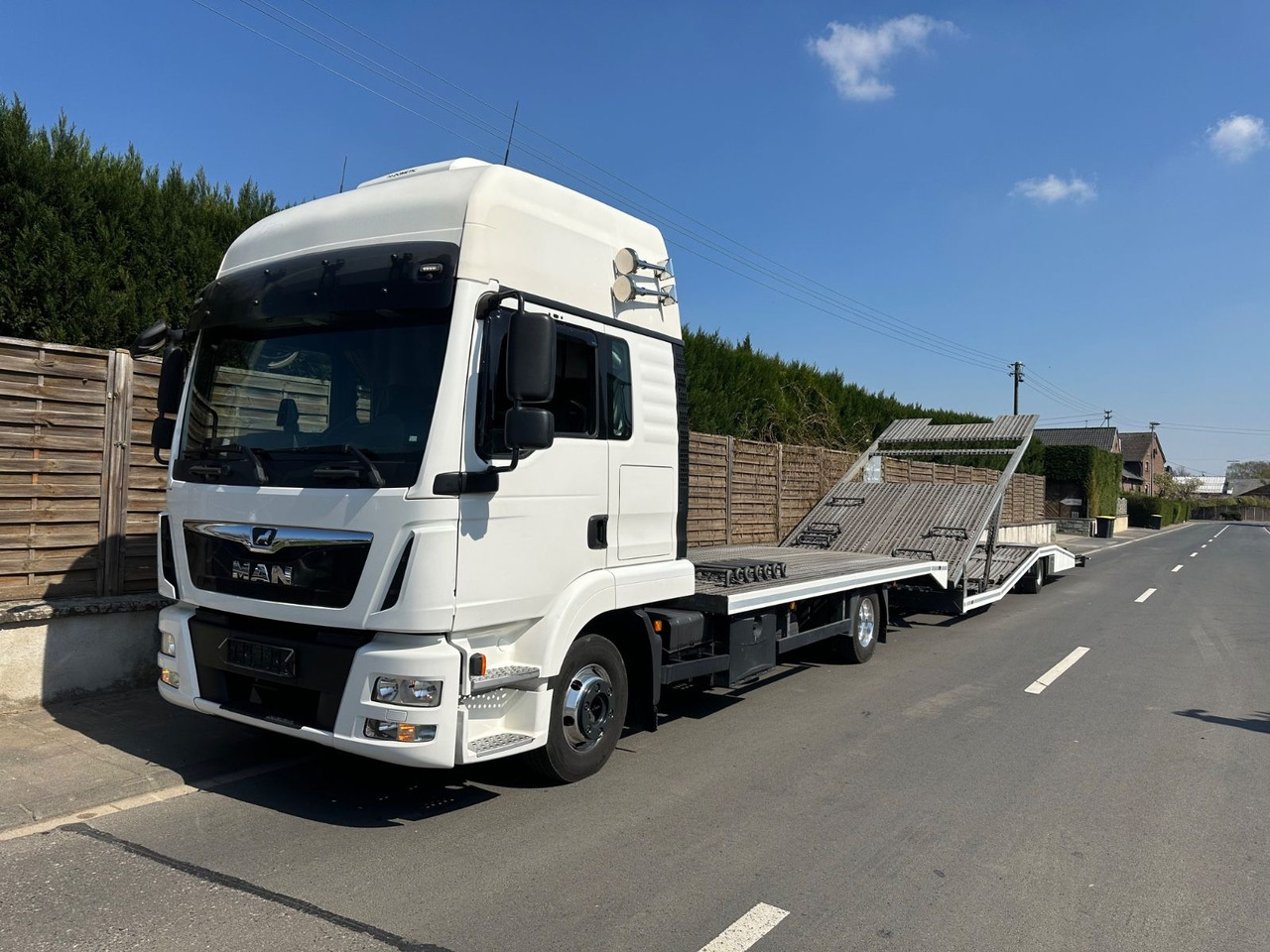 MAN 8.250 TGL*VDI2700*TOP*4-er Zug BFT Anhänger MAN 8.250 TGL*4x L1H1*XLX Kabine*VDI2700*TOP* - Autovrachtwagen vrachtwagen: afbeelding 1 MAN 8.250 TGL*VDI2700*TOP*4-er Zug BFT Anhänger MAN 8.250 TGL*4x L1H1*XLX Kabine*VDI2700*TOP* - Autovrachtwagen vrachtwagen: afbeelding 1