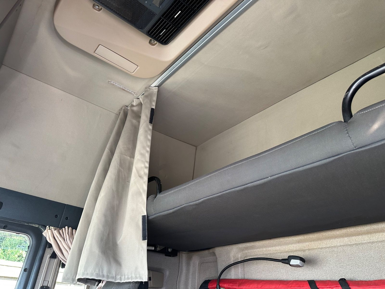 MAN 8.250 TGL*VDI2700*TOP*4-er Zug BFT Anhänger MAN 8.250 TGL*4x L1H1*XLX Kabine*VDI2700*TOP* - Autovrachtwagen vrachtwagen: afbeelding 5 MAN 8.250 TGL*VDI2700*TOP*4-er Zug BFT Anhänger MAN 8.250 TGL*4x L1H1*XLX Kabine*VDI2700*TOP* - Autovrachtwagen vrachtwagen: afbeelding 5