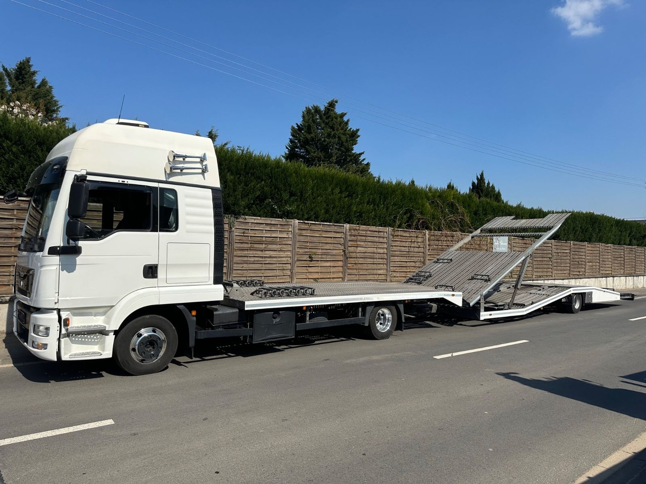 MAN 8.250 TGL*VDI2700*TOP*4-er Zug BFT Anhänger MAN 8.250 TGL*4x L1H1*XLX Kabine*VDI2700*TOP* - Autovrachtwagen vrachtwagen: afbeelding 2 MAN 8.250 TGL*VDI2700*TOP*4-er Zug BFT Anhänger MAN 8.250 TGL*4x L1H1*XLX Kabine*VDI2700*TOP* - Autovrachtwagen vrachtwagen: afbeelding 2