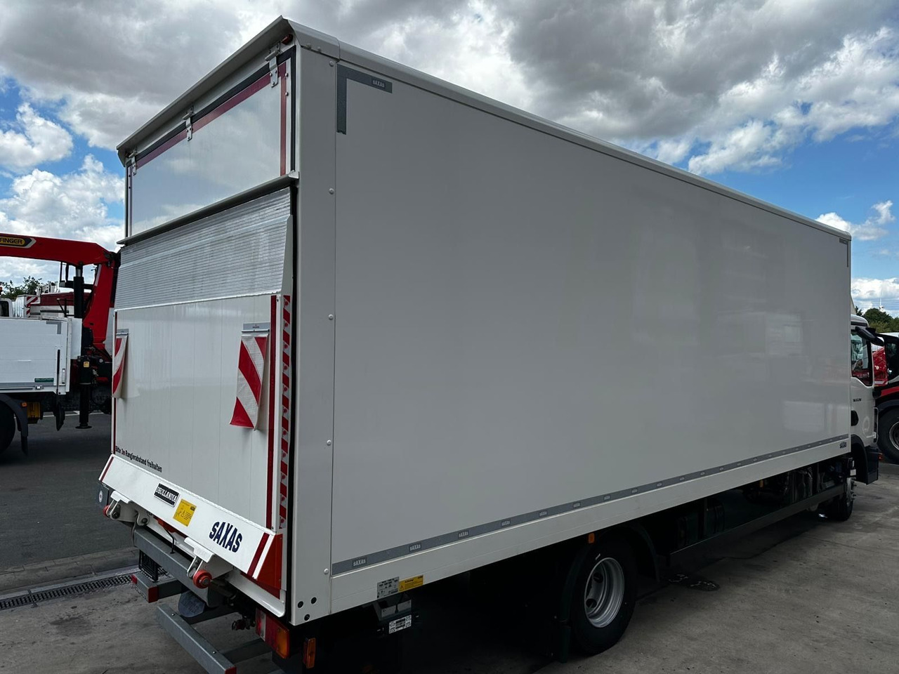 MAN TGL 12.250 /Ladebordwand/Automatik/Ahk - Bakwagen: afbeelding 3 MAN TGL 12.250 /Ladebordwand/Automatik/Ahk - Bakwagen: afbeelding 3