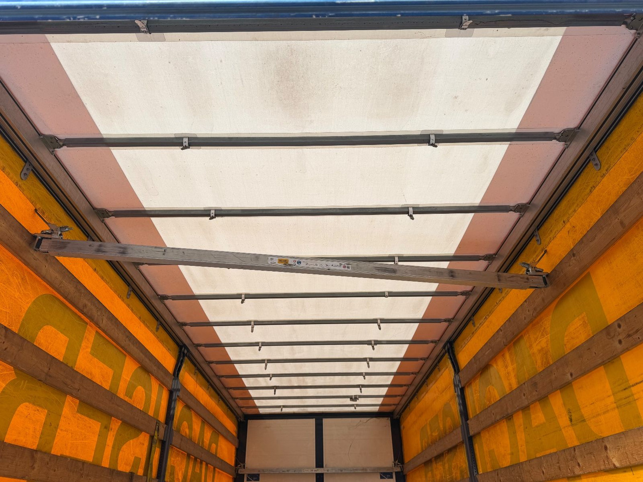 Schuifzeilen vrachtwagen Mercedes-Benz Atego 1224 Edscha, Plane, Lbw, Ahk, Klima, Autom: afbeelding 19 Schuifzeilen vrachtwagen Mercedes-Benz Atego 1224 Edscha, Plane, Lbw, Ahk, Klima, Autom: afbeelding 19