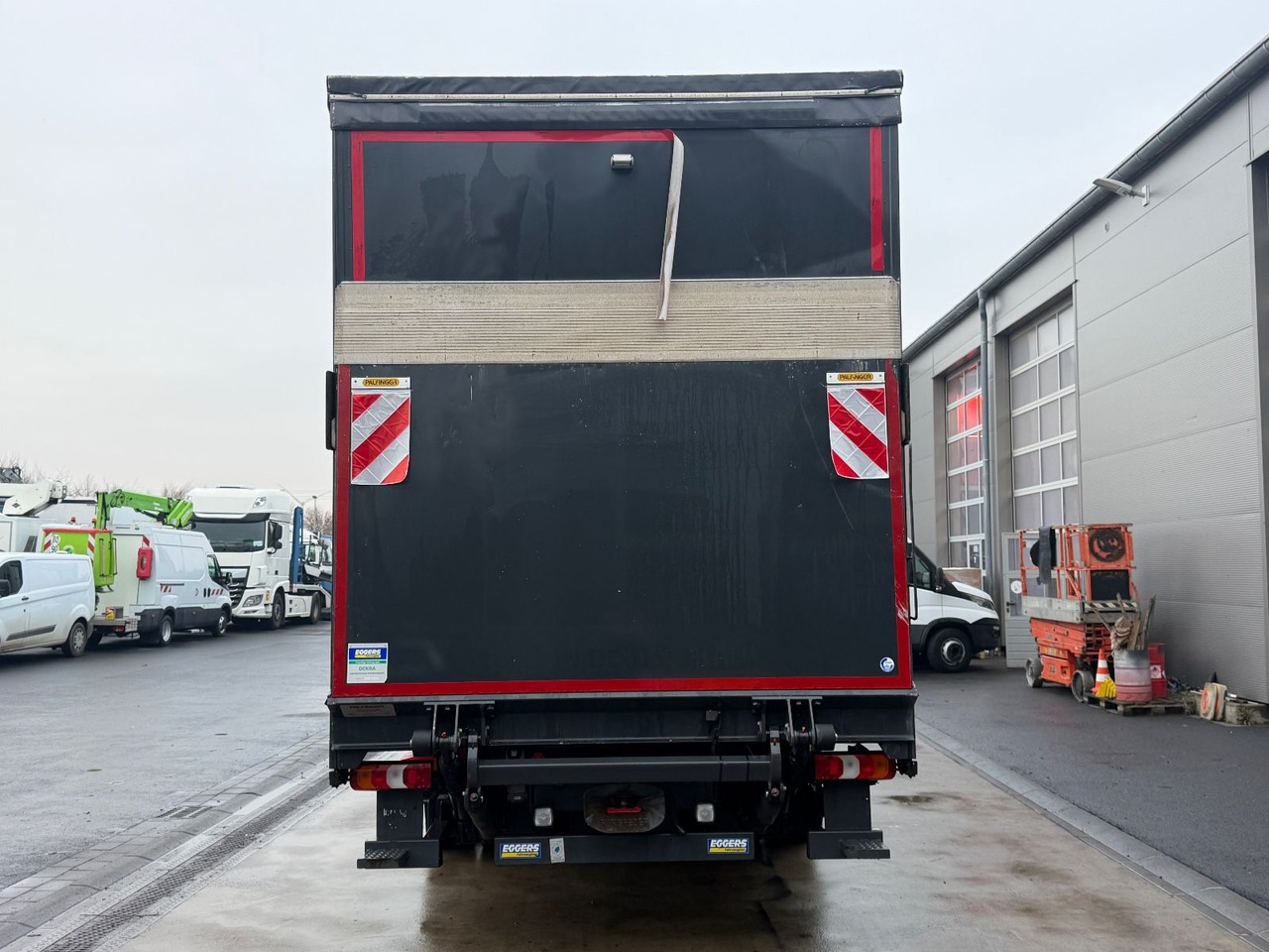 Mercedes-Benz Atego 1530 Pritsche/Plane, Palfinger Lbw, Edscha - Schuifzeilen vrachtwagen: afbeelding 4 Mercedes-Benz Atego 1530 Pritsche/Plane, Palfinger Lbw, Edscha - Schuifzeilen vrachtwagen: afbeelding 4