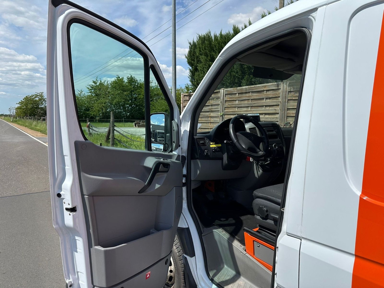 Leasing  Mercedes-Benz Sprinter 515 CDI 4X4 13,2m Versailift ET-38-LFHD Mercedes-Benz Sprinter 515 CDI 4X4 13,2m Versailift ET-38-LFHD: afbeelding 9