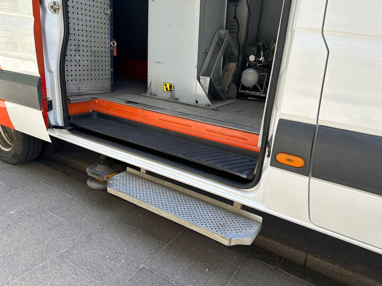 Leasing  Mercedes-Benz Sprinter 515 CDI 4X4 13,2m Versailift ET-38-LFHD Mercedes-Benz Sprinter 515 CDI 4X4 13,2m Versailift ET-38-LFHD: afbeelding 13