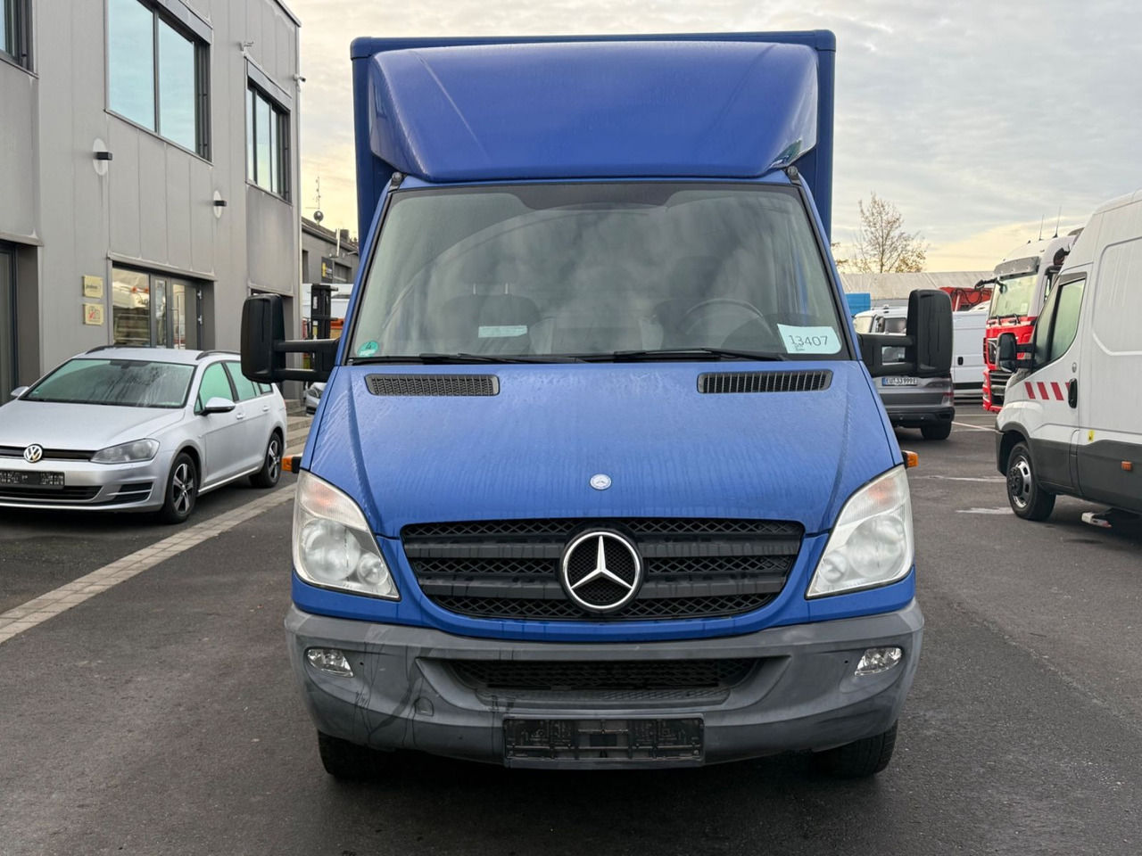 Mercedes-Benz Sprinter II 513 cdi Koffer, Lbw, Ahk, Winde - Bestelwagen gesloten laadbak: afbeelding 2 Mercedes-Benz Sprinter II 513 cdi Koffer, Lbw, Ahk, Winde - Bestelwagen gesloten laadbak: afbeelding 2