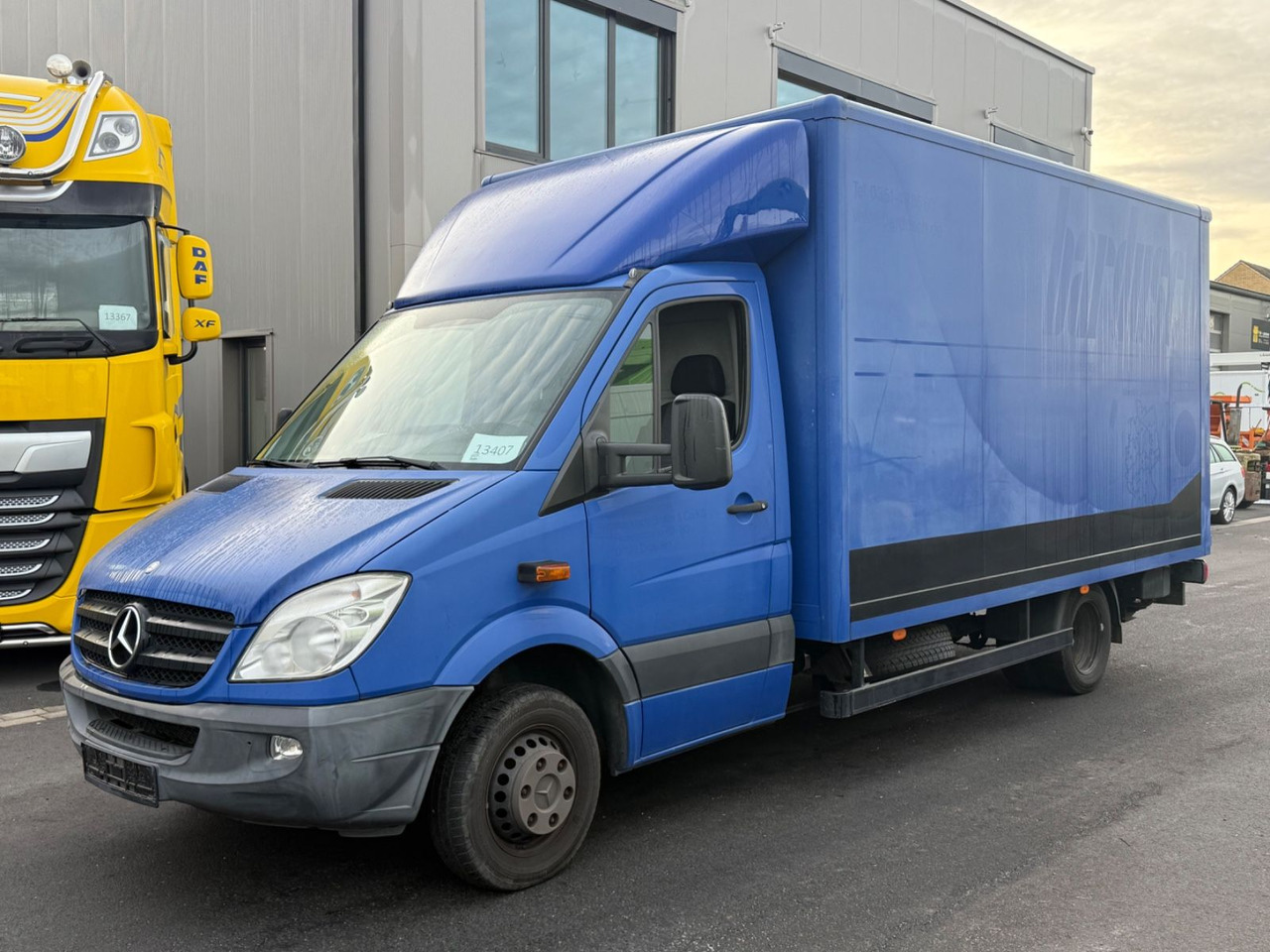 Mercedes-Benz Sprinter II 513 cdi Koffer, Lbw, Ahk, Winde - Bestelwagen gesloten laadbak: afbeelding 1 Mercedes-Benz Sprinter II 513 cdi Koffer, Lbw, Ahk, Winde - Bestelwagen gesloten laadbak: afbeelding 1