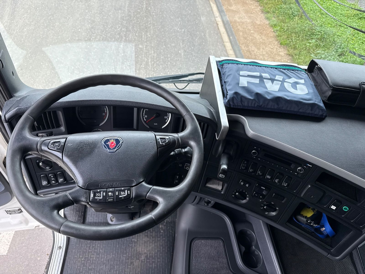 Leasing Scania R410, FVG 2016, VDI 2700, Retarder, Top Scania R410, FVG 2016, VDI 2700, Retarder, Top: afbeelding 11 Leasing Scania R410, FVG 2016, VDI 2700, Retarder, Top Scania R410, FVG 2016, VDI 2700, Retarder, Top: afbeelding 11