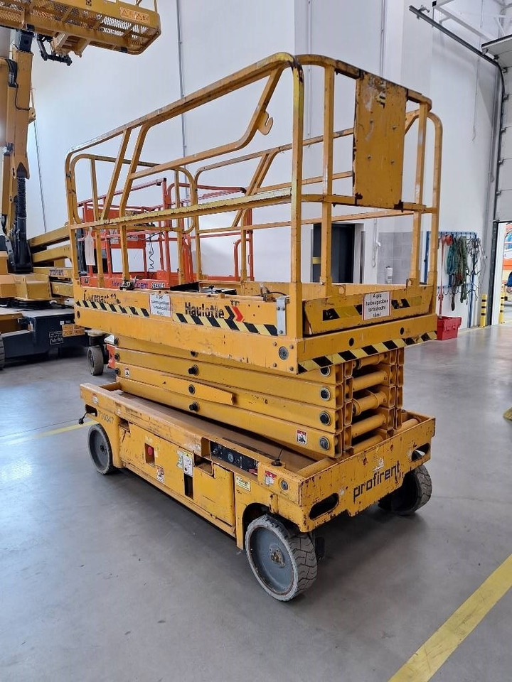 Haulotte Compact 12 - Schaarlift: afbeelding 5 Haulotte Compact 12 - Schaarlift: afbeelding 5