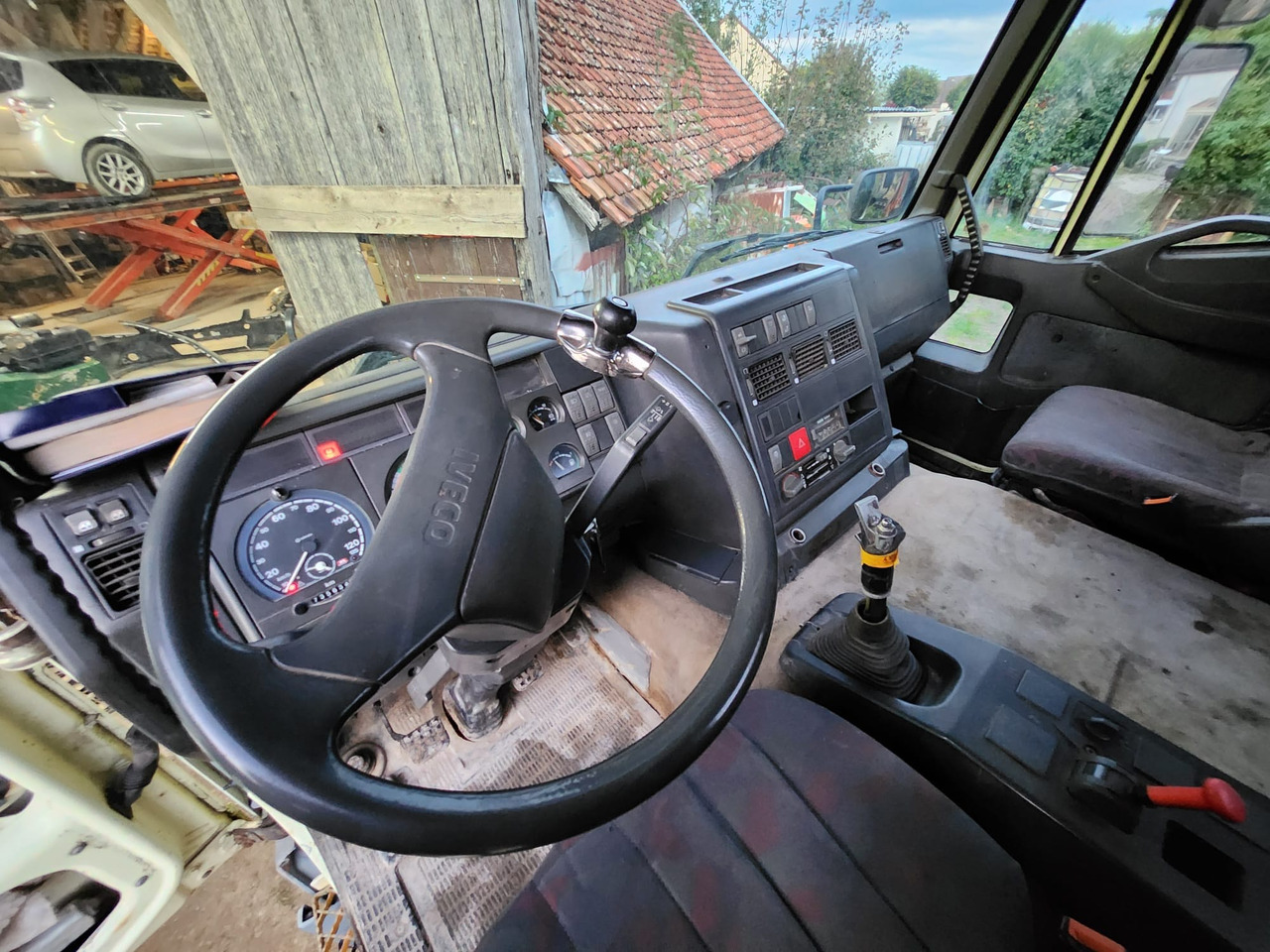 Haakarmsysteem vrachtwagen IVECO EUROTECH 260: afbeelding 12