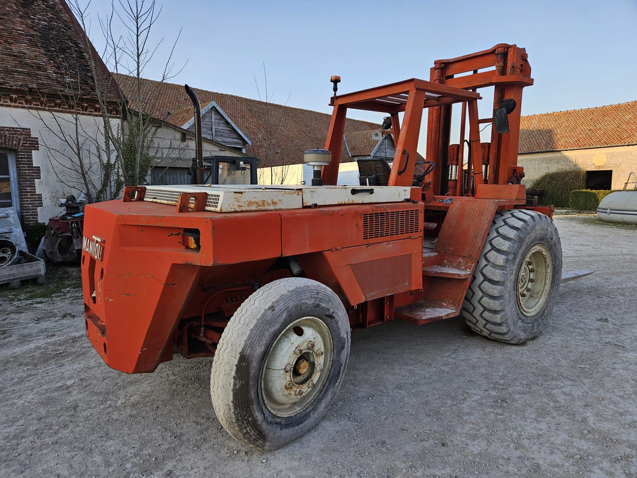 MANITOU MC80 F - Diesel heftruck: afbeelding 2 MANITOU MC80 F - Diesel heftruck: afbeelding 2