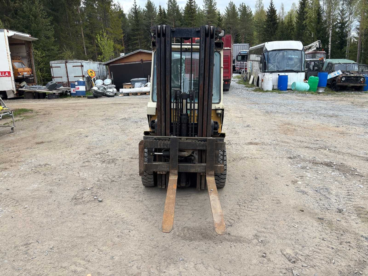 Forklift TCM FD25Z2 - Diesel heftruck: afbeelding 2 Forklift TCM FD25Z2 - Diesel heftruck: afbeelding 2