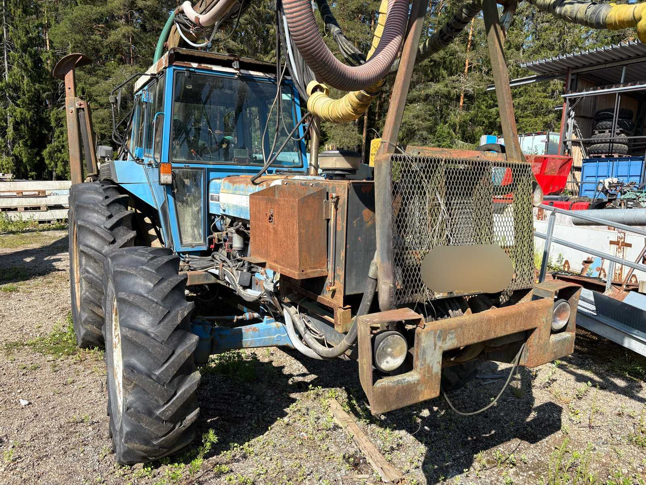 Rock drill Doofor DF530S and Tractor Ford New Holland 5610 - Boormachine: afbeelding 3 Rock drill Doofor DF530S and Tractor Ford New Holland 5610 - Boormachine: afbeelding 3