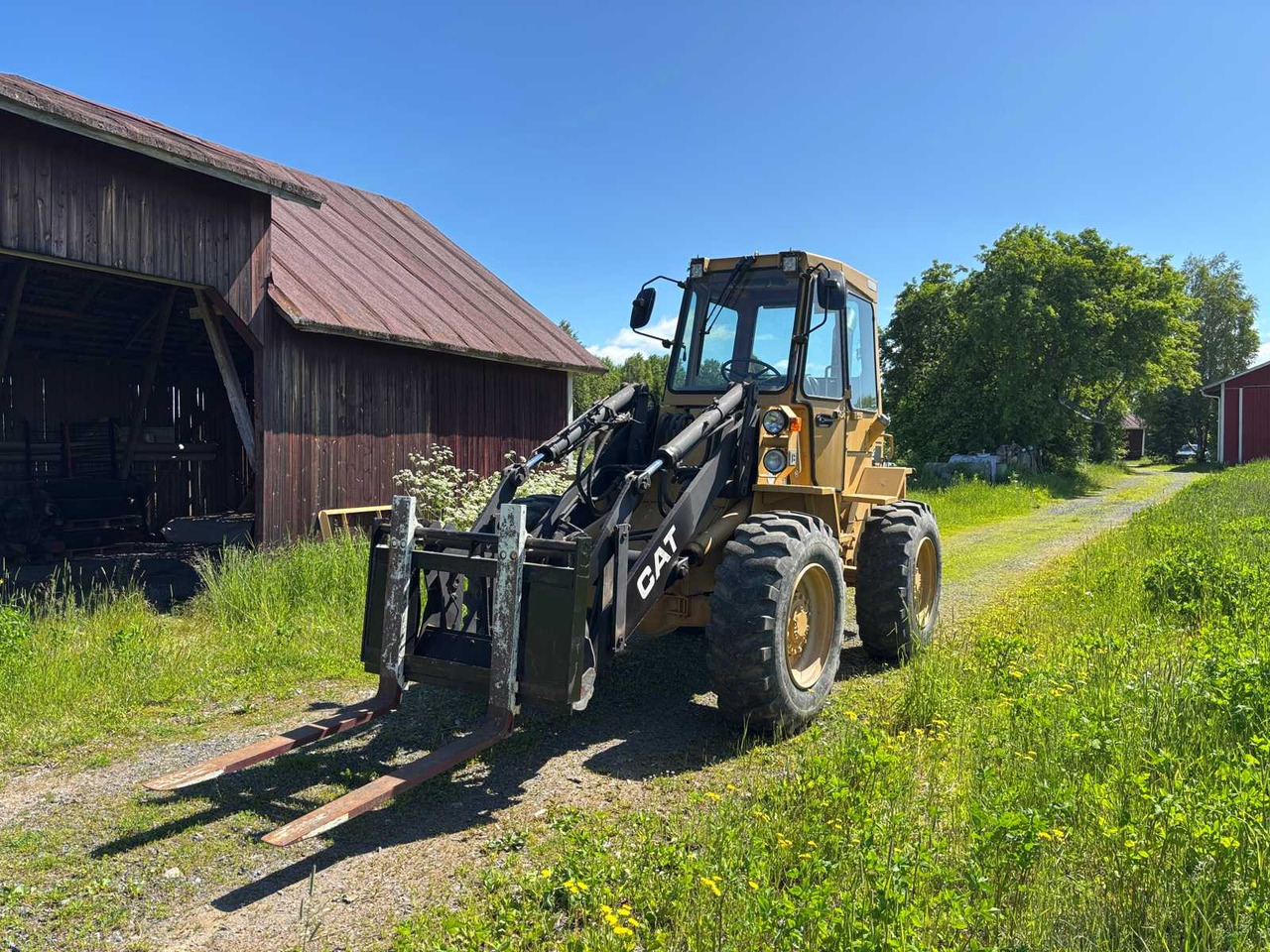 Wheel loader CAT IT12 - Wiellader: afbeelding 1 Wheel loader CAT IT12 - Wiellader: afbeelding 1