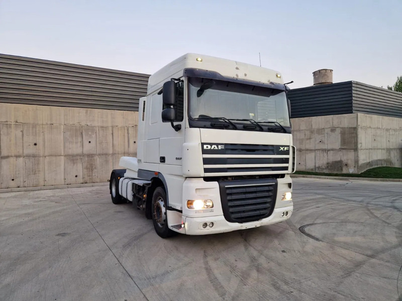 DAF XF 105.460 - Terminal trekker: afbeelding 2 DAF XF 105.460 - Terminal trekker: afbeelding 2