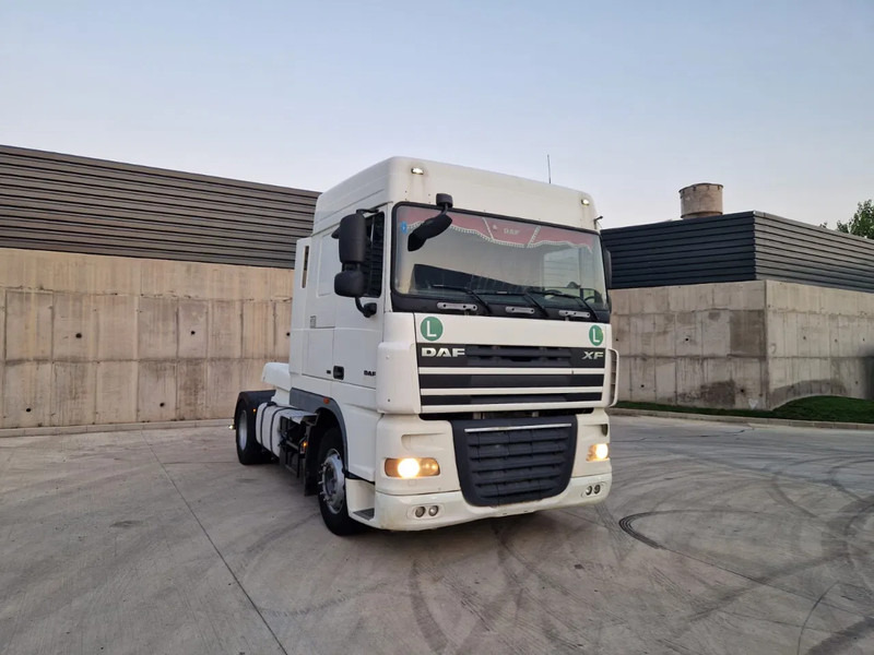 DAF XF 106.460 - Terminal trekker: afbeelding 3 DAF XF 106.460 - Terminal trekker: afbeelding 3