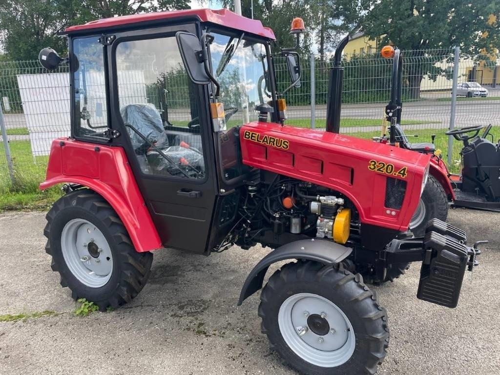Belarus 320.4 - Tractor: afbeelding 1 Belarus 320.4 - Tractor: afbeelding 1
