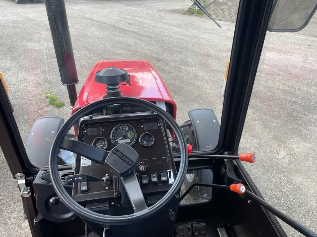 Belarus 320.4 - Tractor: afbeelding 5 Belarus 320.4 - Tractor: afbeelding 5