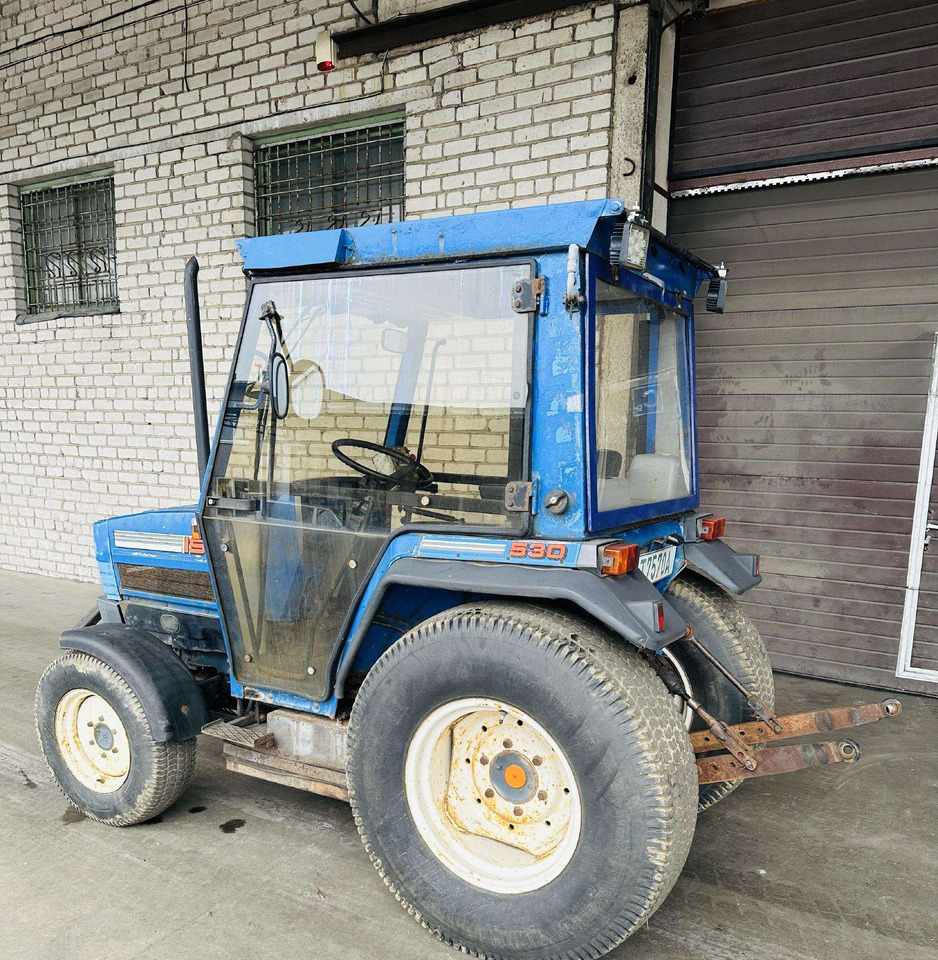 Iseki 530 - Tractor: afbeelding 3 Iseki 530 - Tractor: afbeelding 3