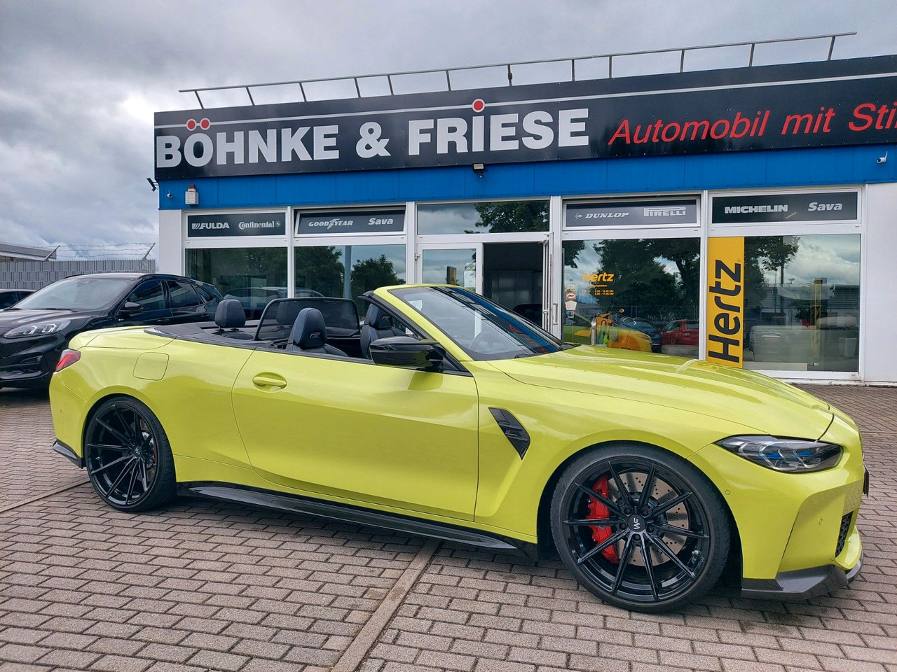 BMW M4 Cabrio G83 xDrive Competition M-Sport H&K - Personenwagen: afbeelding 1 BMW M4 Cabrio G83 xDrive Competition M-Sport H&K - Personenwagen: afbeelding 1