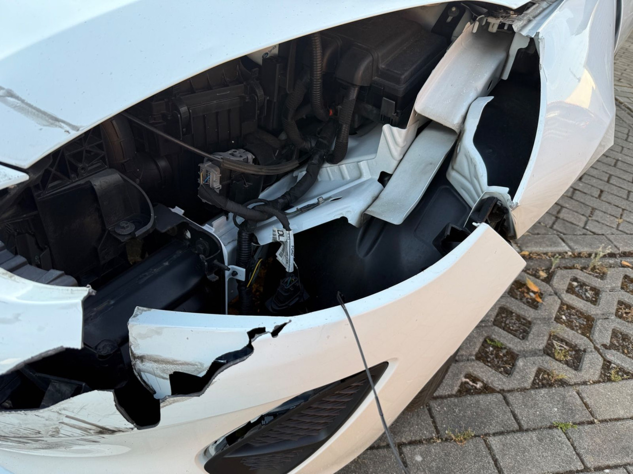 Ford Fiesta Trend KLIMAA. TEMPOMAT SHZ SPURWECHSEL - Personenwagen: afbeelding 3 Ford Fiesta Trend KLIMAA. TEMPOMAT SHZ SPURWECHSEL - Personenwagen: afbeelding 3