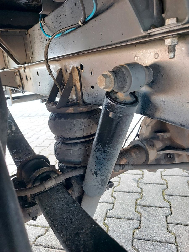 Ford Transit Pritsche 350 L4 extra lang Luftfeder - Bestelwagen open laadbak: afbeelding 2 Ford Transit Pritsche 350 L4 extra lang Luftfeder - Bestelwagen open laadbak: afbeelding 2