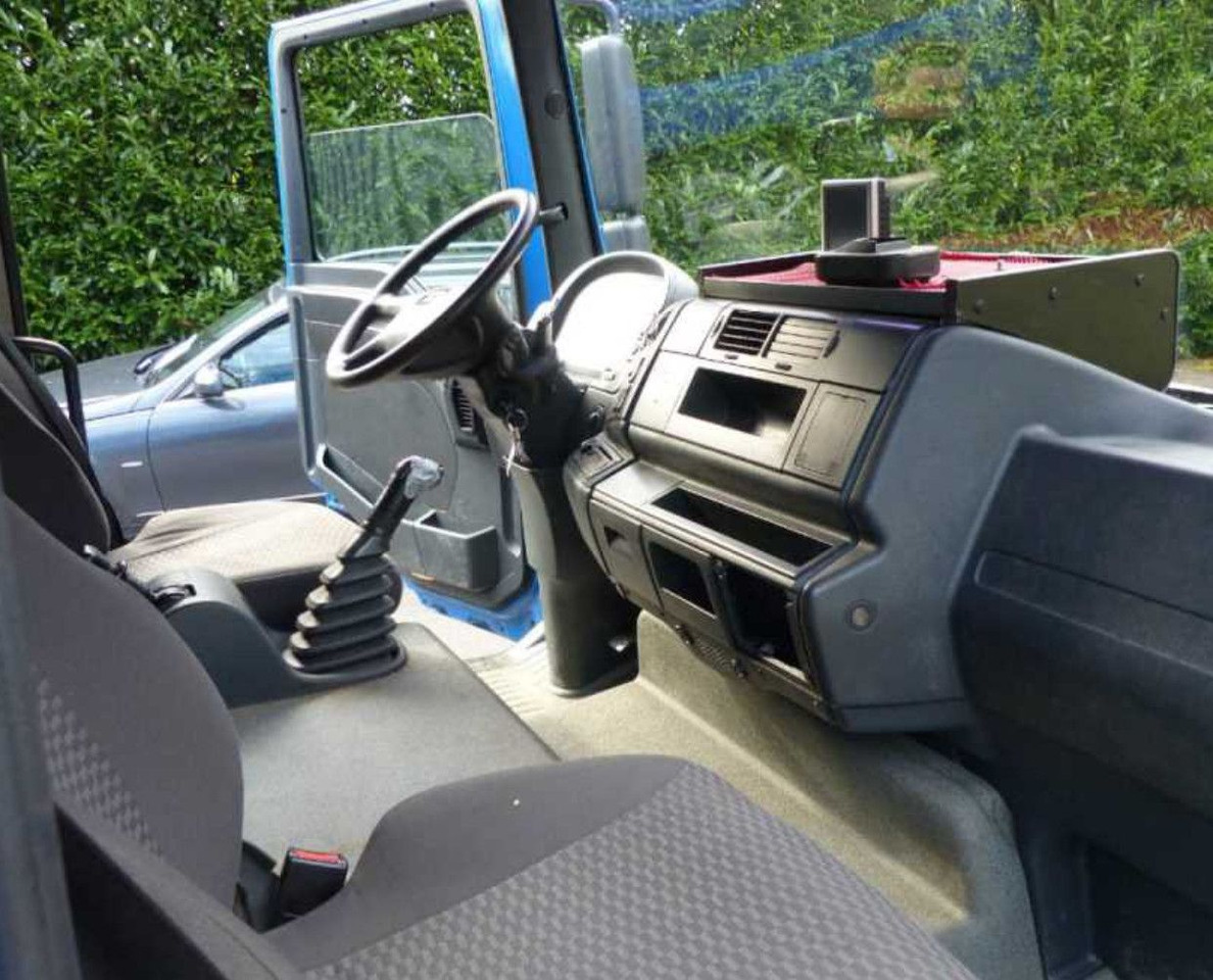 MAN TGL 12.240 KANAL KAMERA REINIGER KOMPLETT - Vacuümwagen: afbeelding 5 MAN TGL 12.240 KANAL KAMERA REINIGER KOMPLETT - Vacuümwagen: afbeelding 5