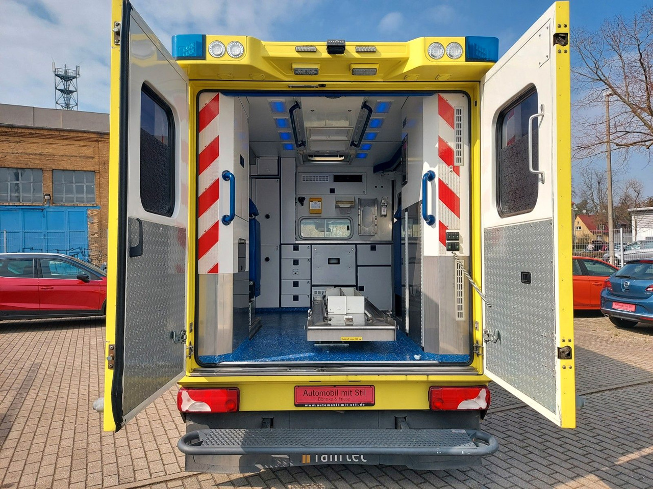 Mercedes-Benz Sprinter II Pritsche 516 Autom. RTW Ambulance - Ambulance: afbeelding 5 Mercedes-Benz Sprinter II Pritsche 516 Autom. RTW Ambulance - Ambulance: afbeelding 5