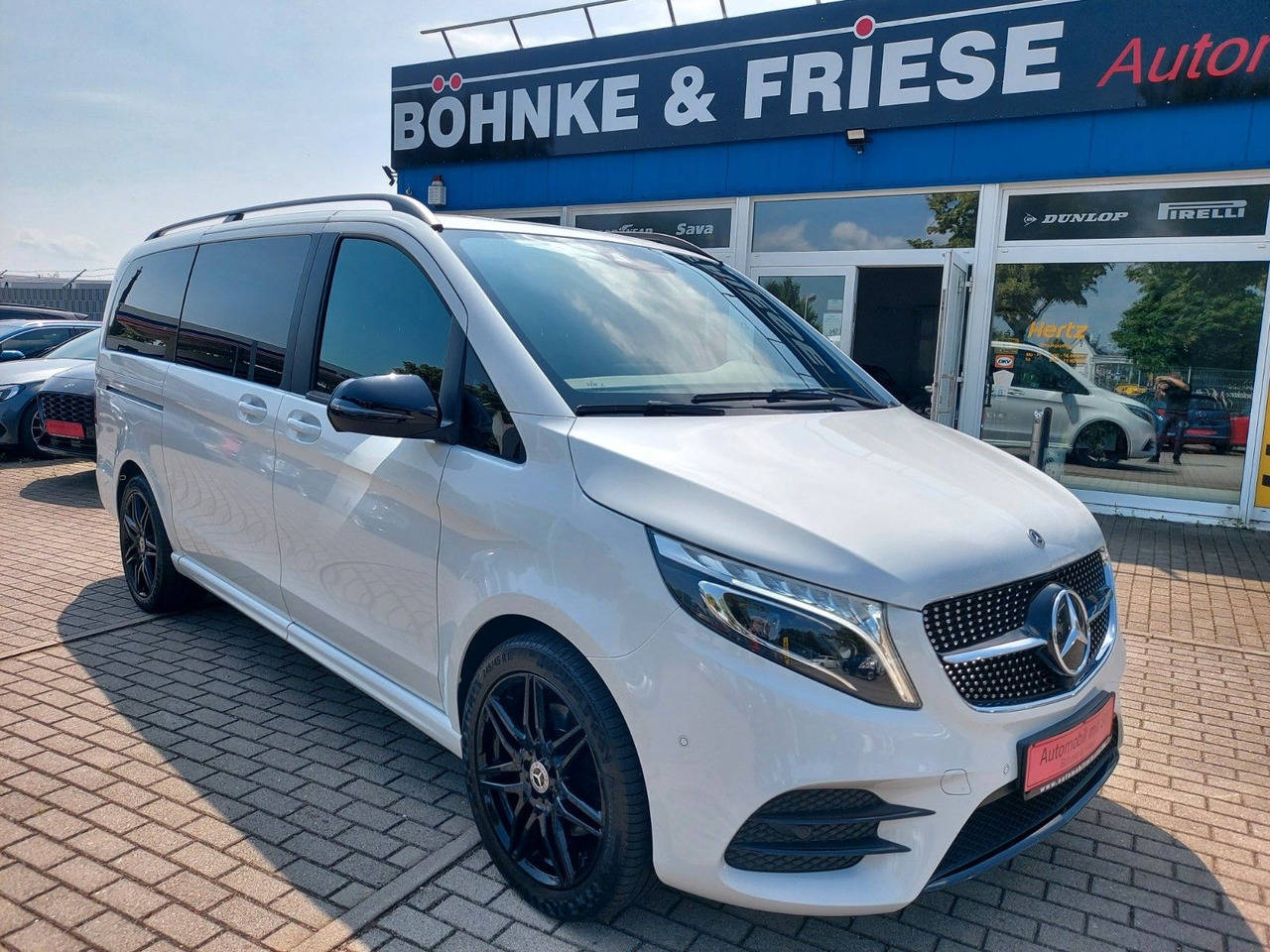 Mercedes-Benz V 300 V -Klasse EDITION 2020 4MATIC lang AMG - Personenvervoer: afbeelding 2 Mercedes-Benz V 300 V -Klasse EDITION 2020 4MATIC lang AMG - Personenvervoer: afbeelding 2