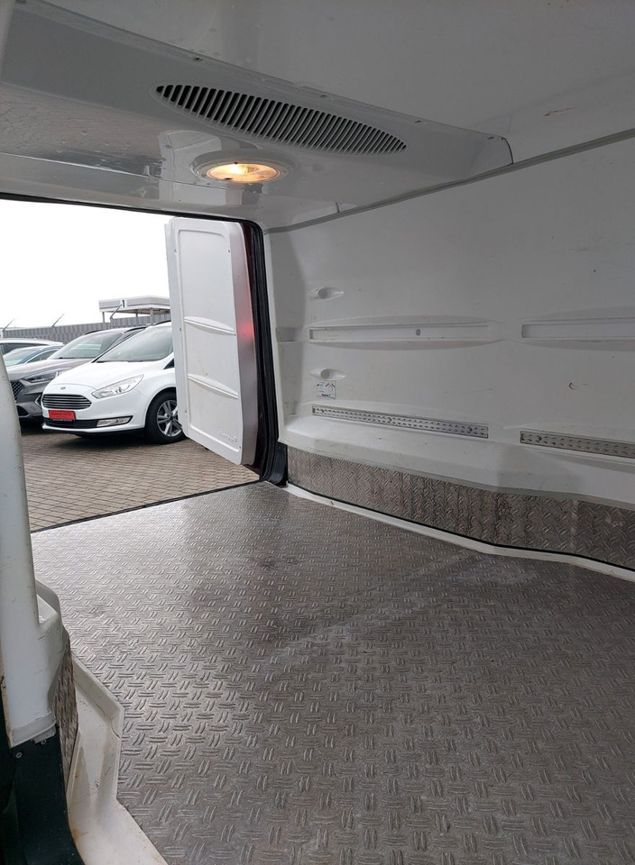 Mercedes-Benz Vito 116 CDI Lang Kühler Cooler KERSTNER 220V - Koelwagen: afbeelding 4 Mercedes-Benz Vito 116 CDI Lang Kühler Cooler KERSTNER 220V - Koelwagen: afbeelding 4