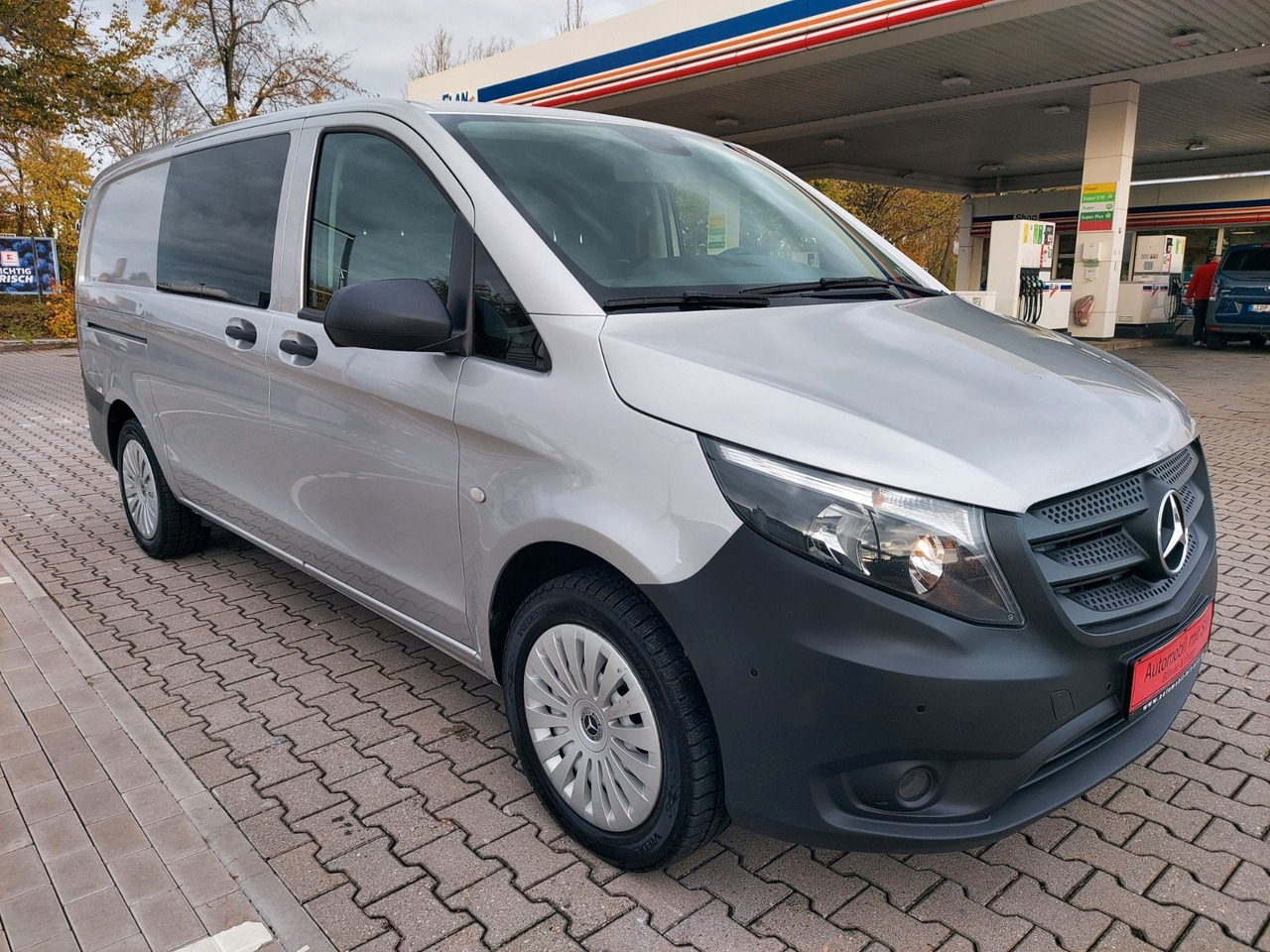 Mercedes-Benz Vito Kasten 114 4x4 4Matic lang Klima AHK PDC - Personenvervoer: afbeelding 3 Mercedes-Benz Vito Kasten 114 4x4 4Matic lang Klima AHK PDC - Personenvervoer: afbeelding 3