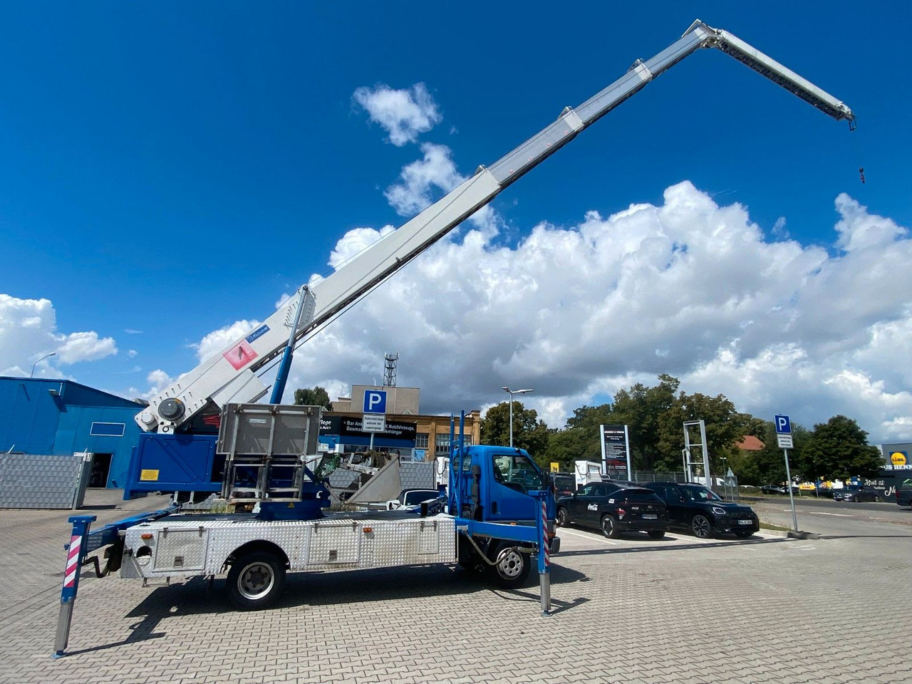 Mitsubishi CANTER DACHDECKER KLAAS AUTOKRAN - Mobiele kraan: afbeelding 1 Mitsubishi CANTER DACHDECKER KLAAS AUTOKRAN - Mobiele kraan: afbeelding 1