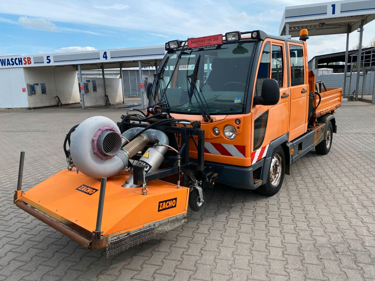 Multicar MULTICAR M30 DOKA 4X4 ALLRAD DREIS. KIPPER ZACHO - Kipper bestelwagen, Bestelwagen met dubbele cabine: afbeelding 2 Multicar MULTICAR M30 DOKA 4X4 ALLRAD DREIS. KIPPER ZACHO - Kipper bestelwagen, Bestelwagen met dubbele cabine: afbeelding 2