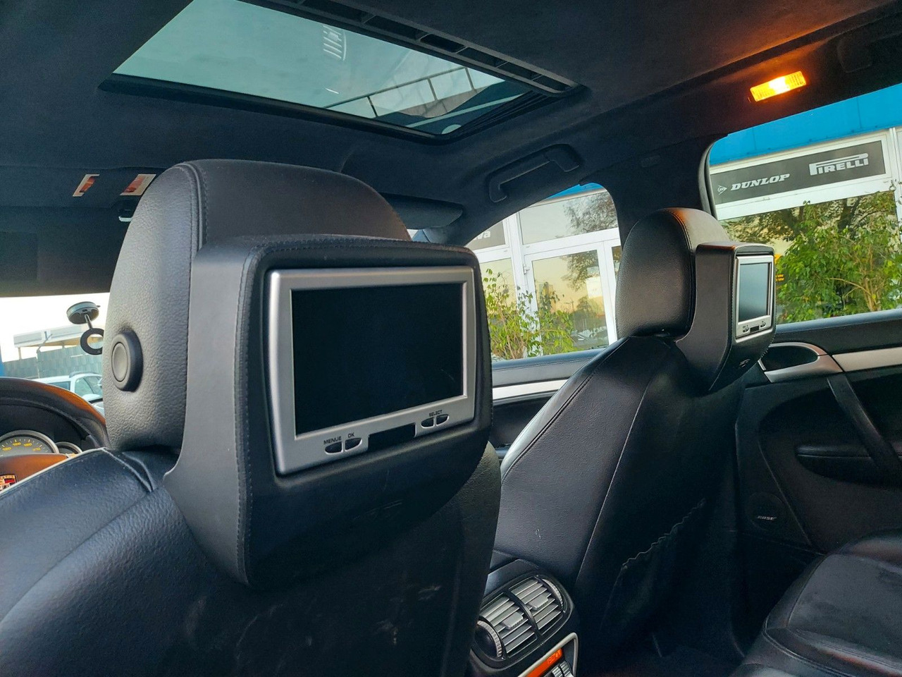 SUV Porsche Cayenne Turbo S Bose Alcantara Navi Luft: afbeelding 22 SUV Porsche Cayenne Turbo S Bose Alcantara Navi Luft: afbeelding 22