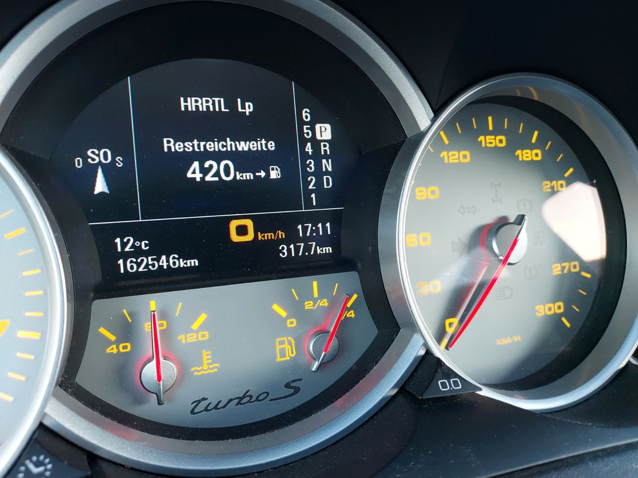 SUV Porsche Cayenne Turbo S Bose Alcantara Navi Luft: afbeelding 17 SUV Porsche Cayenne Turbo S Bose Alcantara Navi Luft: afbeelding 17