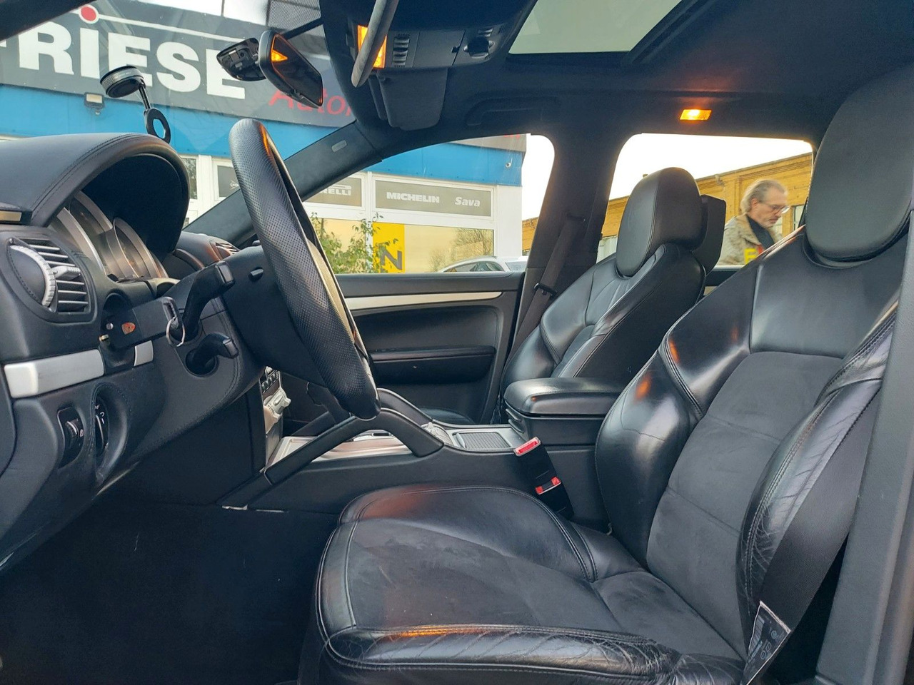 SUV Porsche Cayenne Turbo S Bose Alcantara Navi Luft: afbeelding 12 SUV Porsche Cayenne Turbo S Bose Alcantara Navi Luft: afbeelding 12