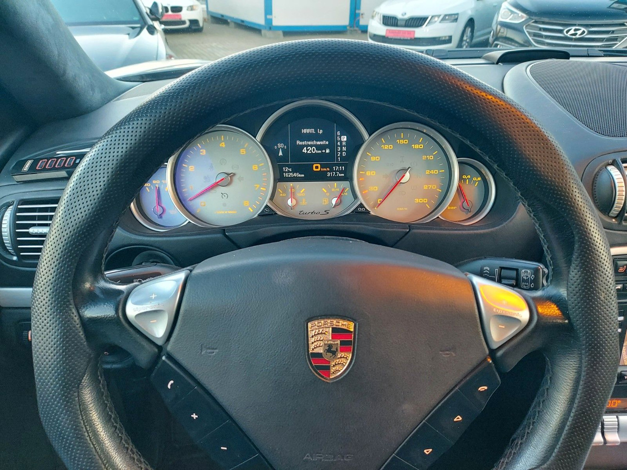 SUV Porsche Cayenne Turbo S Bose Alcantara Navi Luft: afbeelding 15 SUV Porsche Cayenne Turbo S Bose Alcantara Navi Luft: afbeelding 15