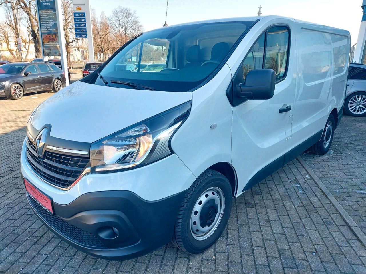 Renault Trafic Kasten L1H1 2,8t Komfort Klima Navi Tempo Renault Trafic Kasten L1H1 2,8t Komfort Klima Navi Tempo - Minibus, Personenvervoer: afbeelding 5 Renault Trafic Kasten L1H1 2,8t Komfort Klima Navi Tempo Renault Trafic Kasten L1H1 2,8t Komfort Klima Navi Tempo - Minibus, Personenvervoer: afbeelding 5