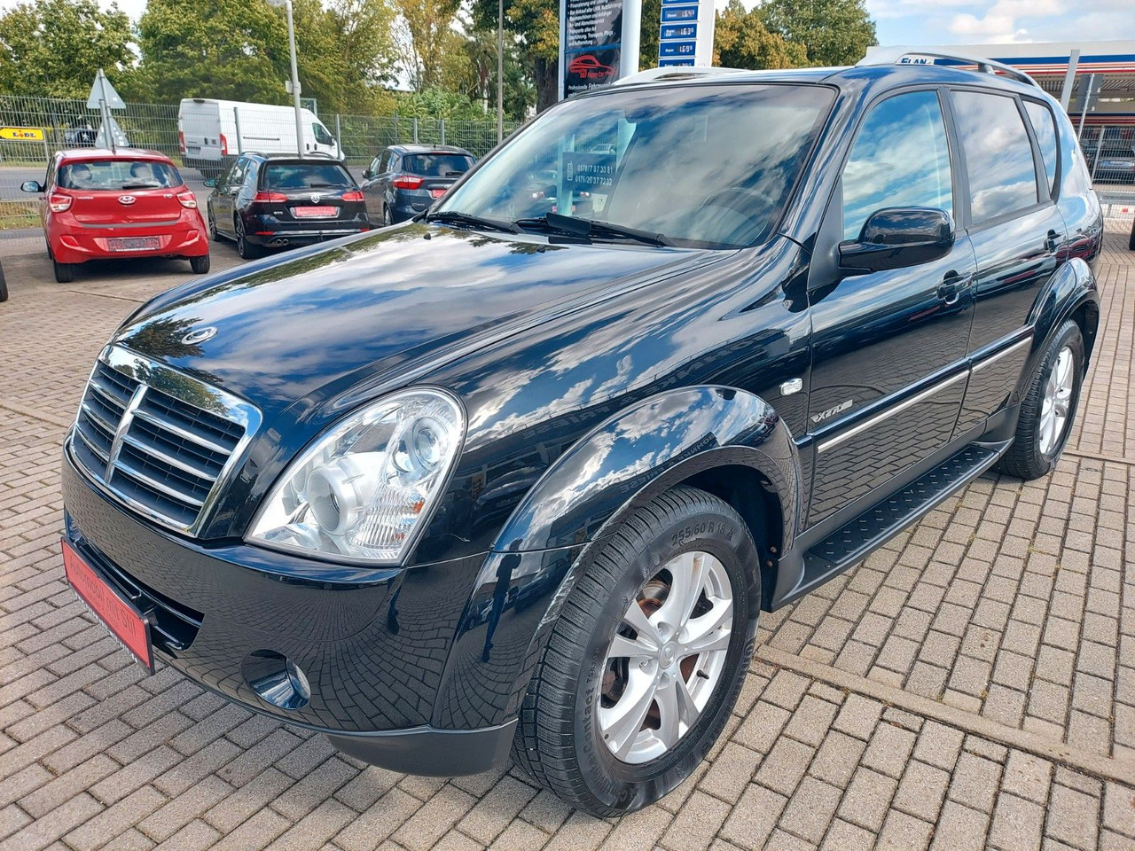 Ssangyong REXTON Rexton II Automatik 7 Sitze Leder 4x4 - SUV: afbeelding 5 Ssangyong REXTON Rexton II Automatik 7 Sitze Leder 4x4 - SUV: afbeelding 5