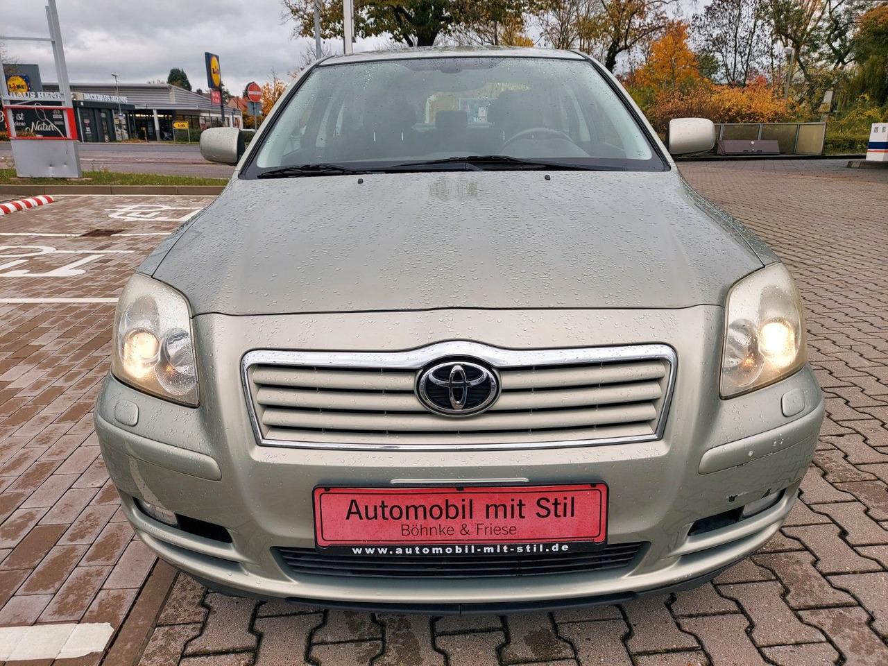 Toyota Avensis 1.8 VVT Lim. Klima Sitzheizung - Sedan: afbeelding 2 Toyota Avensis 1.8 VVT Lim. Klima Sitzheizung - Sedan: afbeelding 2